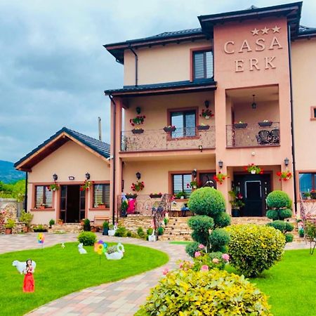 مبيت وإفطار Călimăneşti Casa Erk المظهر الخارجي الصورة