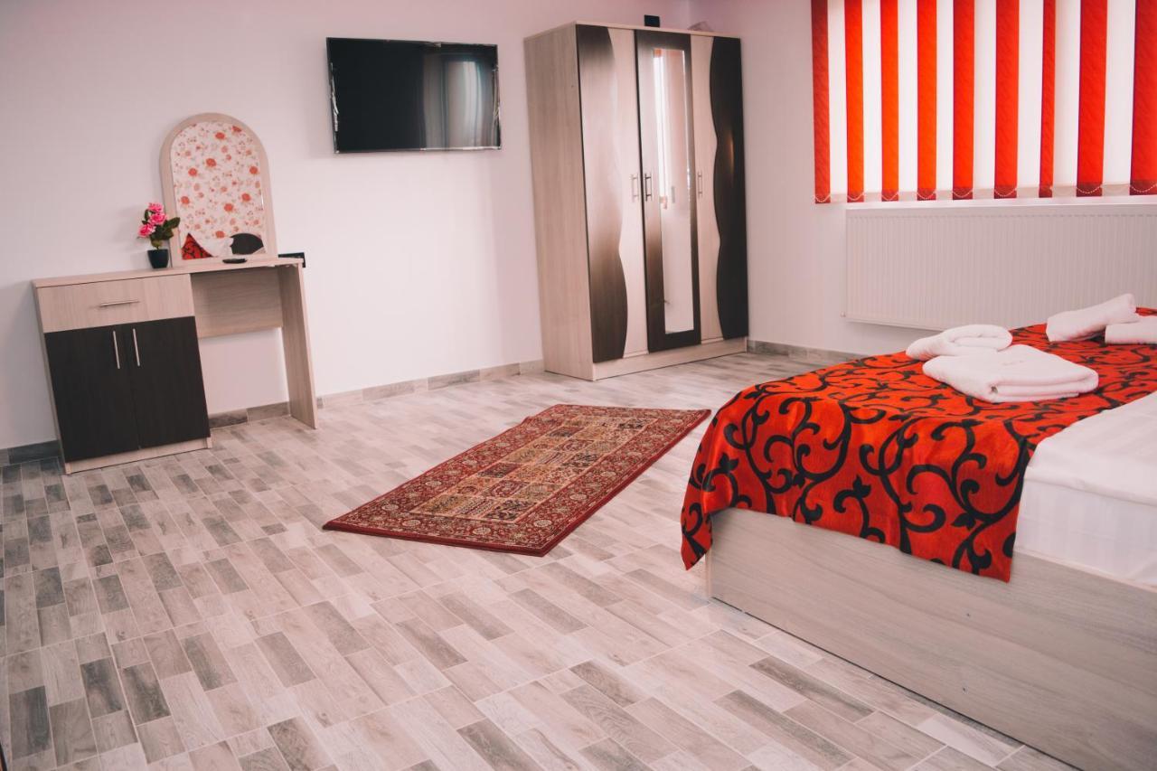 مبيت وإفطار Călimăneşti Casa Erk المظهر الخارجي الصورة