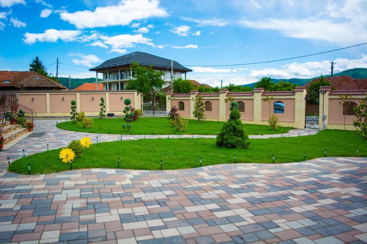 مبيت وإفطار Călimăneşti Casa Erk المظهر الخارجي الصورة