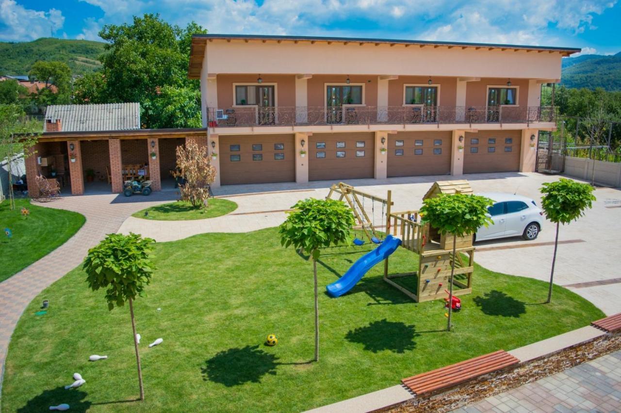 مبيت وإفطار Călimăneşti Casa Erk المظهر الخارجي الصورة